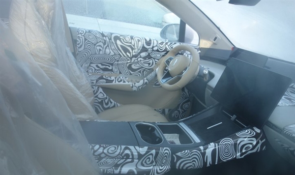 華為奇瑞版“特斯拉Model Y”！智界S9諜照曝光：純電轎跑SUV