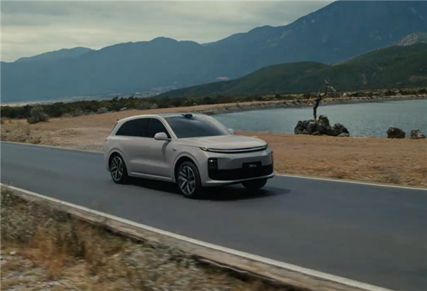 年輕人移動(dòng)的家 理想L6全新專屬配色出爐：名為“小象灰”