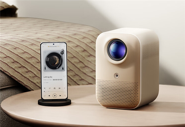 999元起 Redmi投影儀2系列上架：定制密閉式光機(jī)、語音控制快進(jìn)