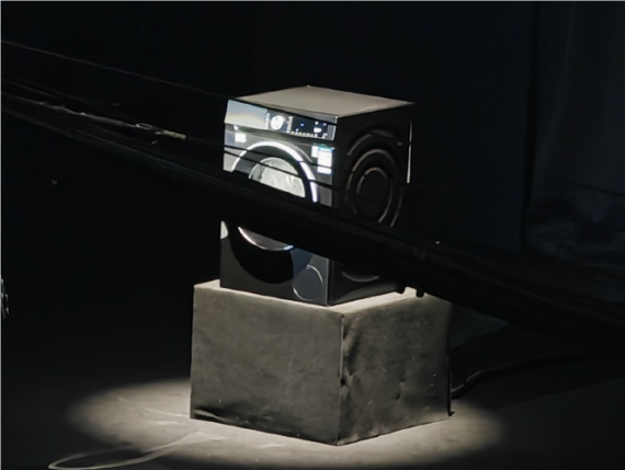 榮耀Magic V3成功挑戰(zhàn)滾筒洗衣機(jī)15分鐘快洗：折疊唯一通過2.5米防水認(rèn)證