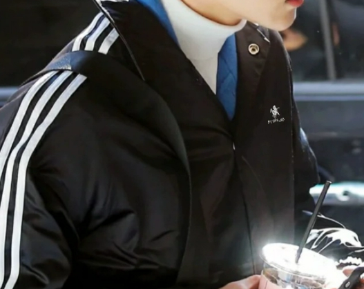 2023秋季新款：保羅阿斯登沖鋒衣59元大促（減200元）