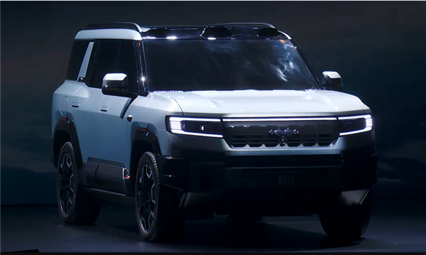 方程豹旗艦硬派越野！豹8正式亮相：仰望U8“青春版”登場