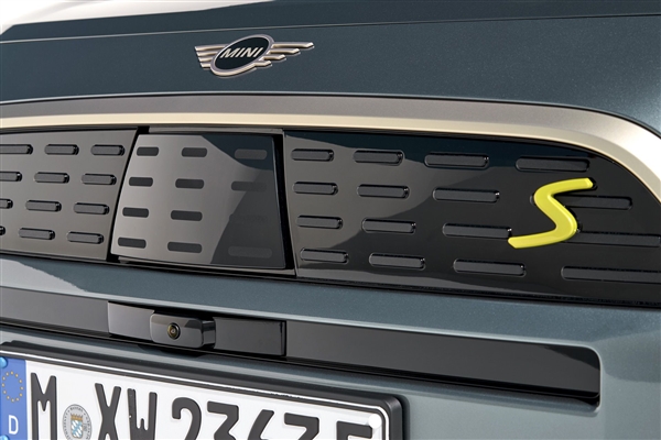 寶馬展示新一代純電Mini