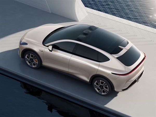 智己LS7低頻共振遭集體投訴 車主：開車八個月 得了中耳炎