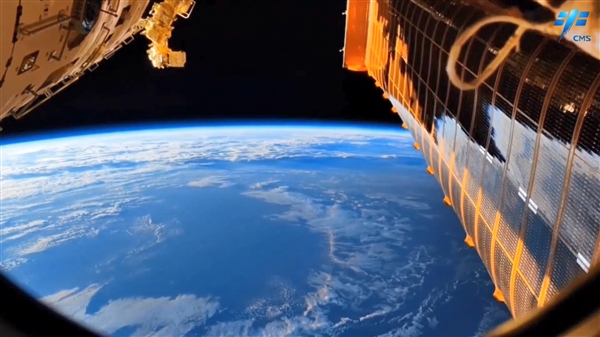 中國(guó)空間站拍2023年第一縷陽(yáng)光！如此美景 一天能看16次