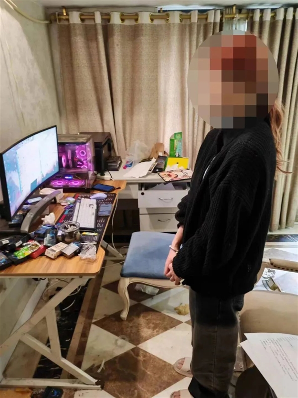 大快人心！騰訊《穿越火線》全鏈條擊破外掛發(fā)卡平臺(tái)：9人落網(wǎng)