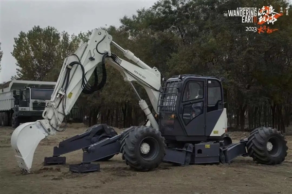 原來中國科幻的背后是中國制造：《流浪地球2》中科技設(shè)備來自徐工集團(tuán)