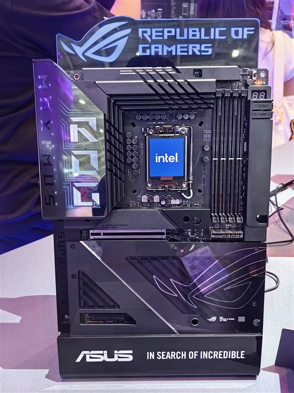 取消顯卡外接供電！華碩推出新款ROG MAXIMUS HERO BTF背插主板