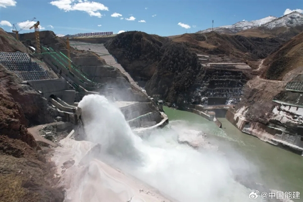 庫(kù)容16.22億立方米！黃河流域在建海拔最高、裝機(jī)容量最大水電站并網(wǎng)