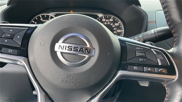 車標(biāo)成傷人兇器 日產(chǎn)召回超40萬輛汽車