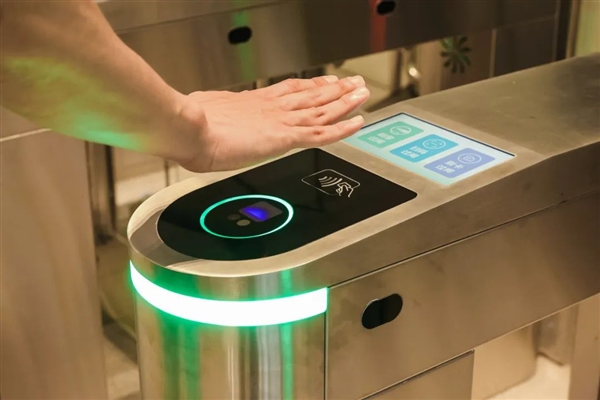 微信刷掌上新：國(guó)家?jiàn)W體中心等6家運(yùn)動(dòng)場(chǎng)館接入 抬手就識(shí)別