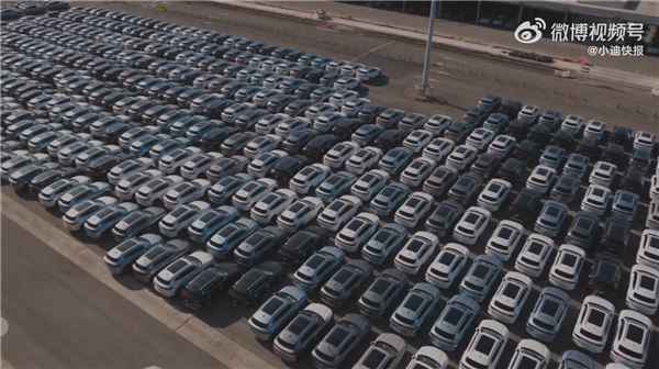 1000輛宋PLUS DM-i怎樣運抵西班牙？比亞迪卸車過程太壯觀