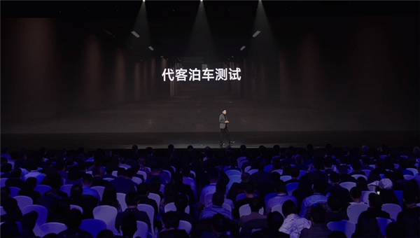 小米自動(dòng)駕駛一鏡到底展示：雪后晚高峰全程0接管