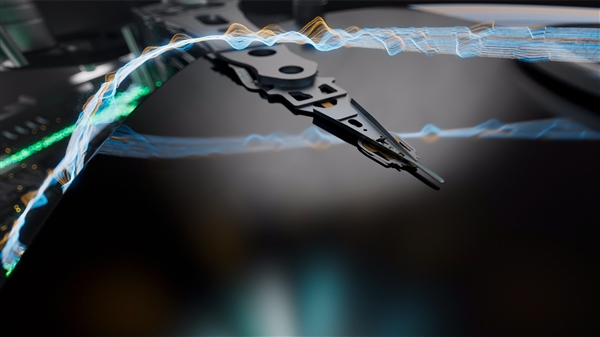 希捷魔彩盒3+第一家達(dá)成30+TB硬盤！單碟容量將超5TB