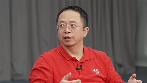 周鴻祎調侃雷軍英文：我的英文水平比Are you OK高一點