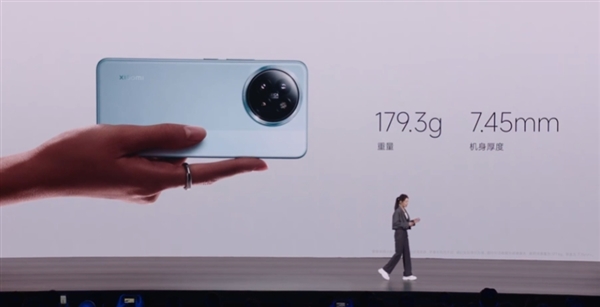 最輕薄旗艦機！小米Civi 4 Pro重量僅179g、厚度7.45mm