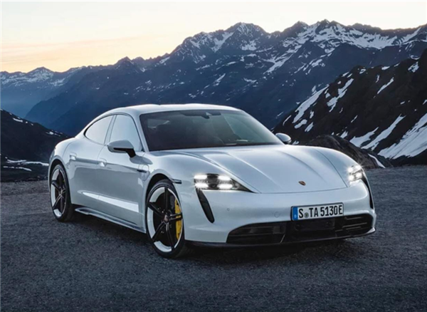 保時捷召回超4.1萬輛電動汽車：不要用220V插座充電