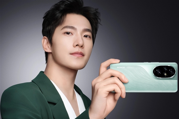 榮耀300系列入網(wǎng)：榮耀最強(qiáng)數(shù)字旗艦