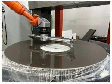 中國慕天望遠(yuǎn)鏡1.93米主鏡磨制完成：精度達(dá)0.8微米