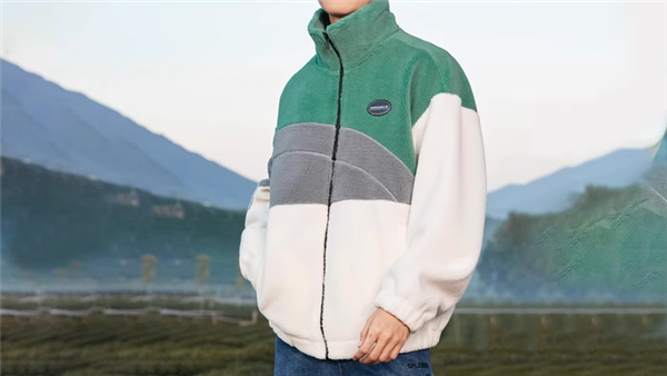 森馬官方清倉(cāng)：長(zhǎng)袖衛(wèi)衣、休閑褲39元起 夾克外套69元起