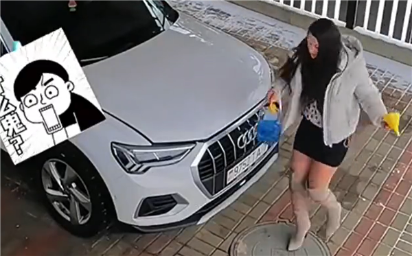 迷惑行為！女司機(jī)給奧迪Q3加玻璃水：一股腦全倒進(jìn)機(jī)油壺