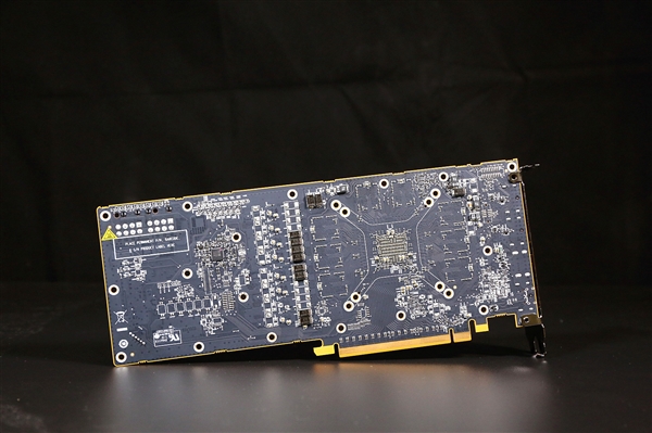 權威顯卡論壇Beyond3D突然關閉！噴子太多 受不了了