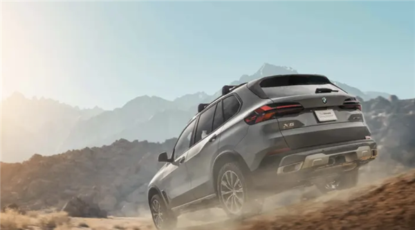 限量1000臺(tái)！寶馬X5周年紀(jì)念版官圖發(fā)布：自帶越野套裝
