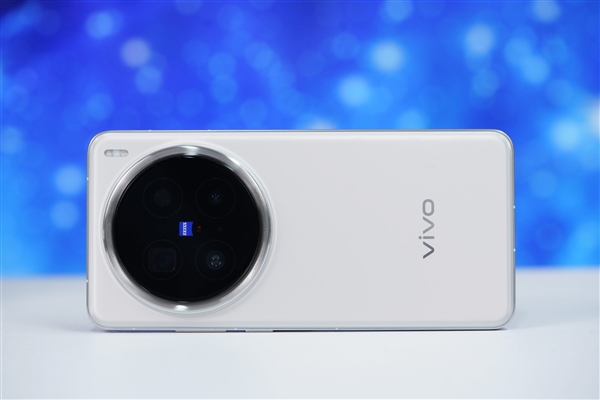 6799元新一代安卓機(jī)皇！vivo X200 Pro衛(wèi)星通信版圖賞
