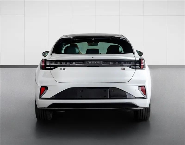 最暢銷的國產(chǎn)純電獵裝車 新款極氪001有望月底上市：配置全升級