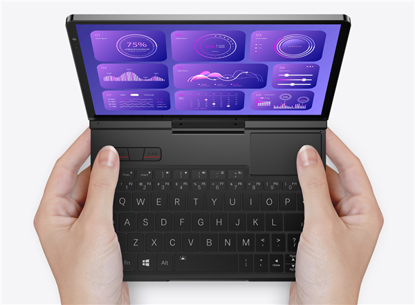 GPD發(fā)布首款Zen5銳龍掌上電腦Pocket 4：8.8寸小屏 180度轉(zhuǎn)圈