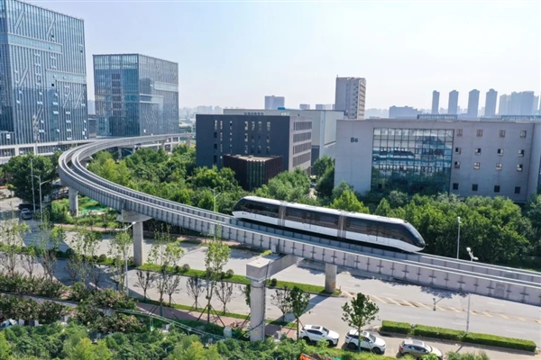 比亞迪在西安建了個(gè)空中列車：全自動駕駛 擁有獨(dú)立路權(quán)
