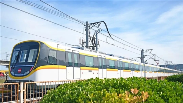 全自動駕駛最高等級！西安地鐵8號環(huán)線列車首次亮相