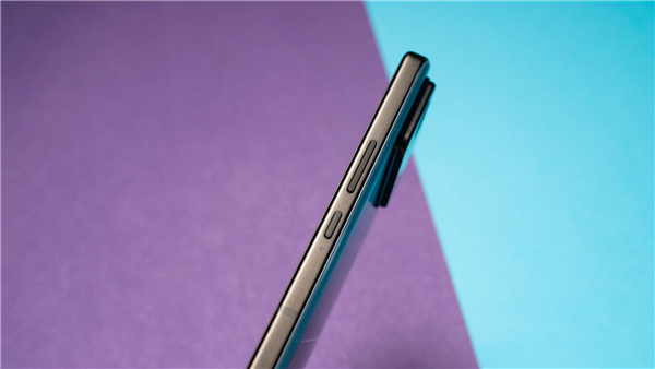 驍龍8 Gen3續(xù)航怪獸！華碩Zenfone 11 Ultra圖賞：頂配價格超8000元