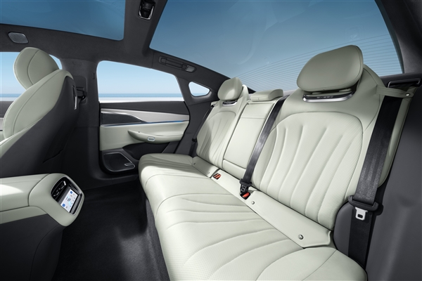 奇瑞星途星紀(jì)元ES上市 尹同躍：集奇瑞27年造車最新技術(shù)于一身