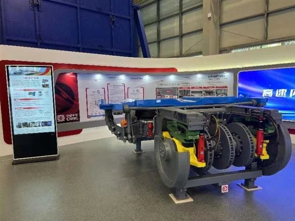 時(shí)速能跑600公里！我國(guó)首個(gè)高鐵內(nèi)置式轉(zhuǎn)向架發(fā)布