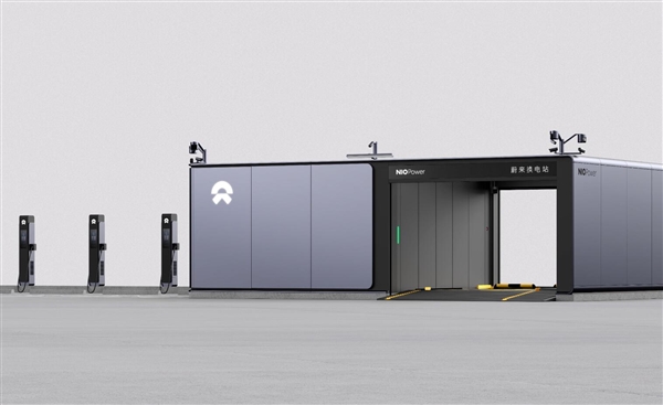 周鴻祎現(xiàn)身蔚來展臺(tái)：稱換電是巨大差異化定位