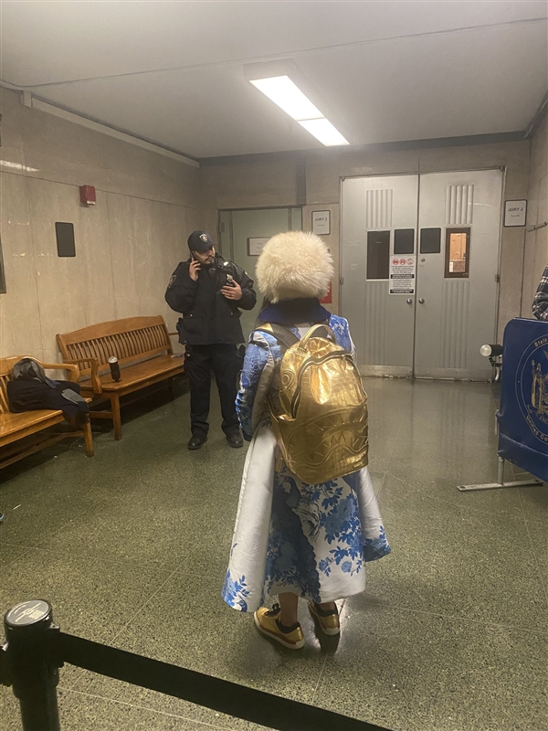 征服者康不打女人