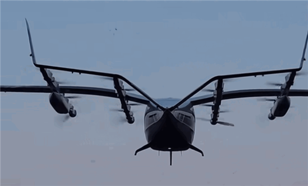 空中出租車(chē)來(lái)了！御風(fēng)未來(lái)M1亮相進(jìn)博會(huì)：續(xù)航250公里 15分鐘跨市飛行