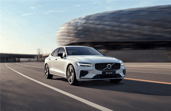 還買BBA么 博主曝沃爾沃S60終端優(yōu)惠11萬 裸車不到20萬