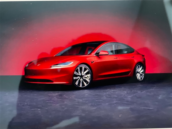 “小S”來(lái)了 新款特斯拉Model 3官圖泄露：前臉巨變、燈組更新