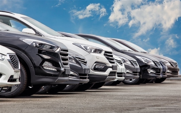 官方：各地區(qū)不得新增汽車限購措施 推動全面取消二手車限遷