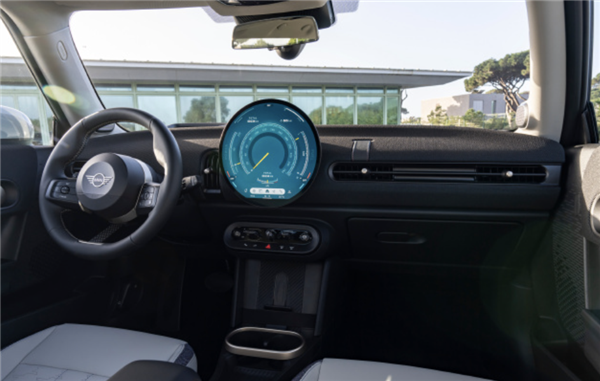 進(jìn)口燃油小鋼炮！全新MINI COOPER家族正式上市：限時(shí)20.88萬起