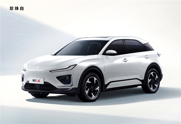 哪吒汽車CEO張勇：接受老周批評 營銷向雷軍學習不丟人