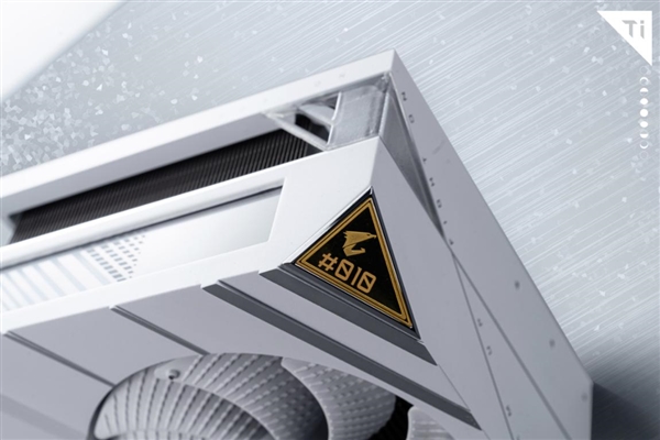 35999元！技嘉發(fā)布鈦金雕Z790主板、RTX 4080 SUPER顯卡套裝：限量300套