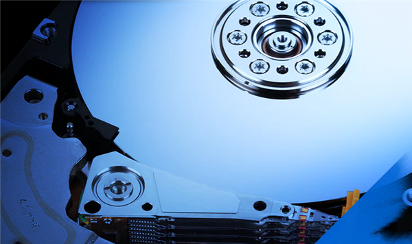 東芝首秀全新31TB、32TB硬盤！居然都是疊瓦式