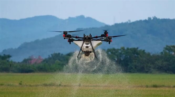 刷新行業(yè)標準！極飛新款農(nóng)業(yè)無人機最大載重70公斤