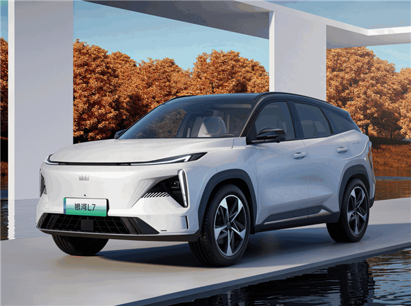 比亞迪宋Plus DM-i最強(qiáng)國(guó)產(chǎn)對(duì)手！吉利銀河L7汽車上市次月 銷量破萬(wàn)