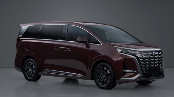 全新騰勢D9 DM實(shí)車曝光！搭載第五代DM混動(dòng) 功率提升30千瓦