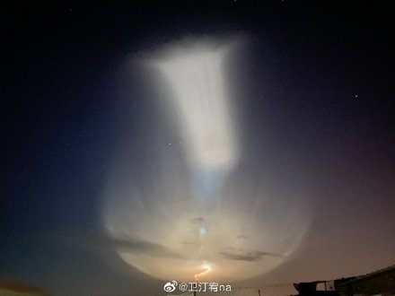 北京等多地天空疑現(xiàn)震撼的火箭夜光云：原理科普
