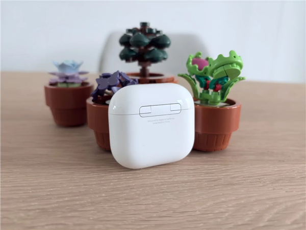 聽障人士福音 AirPods Pro 2獲固件更新：能當助聽器